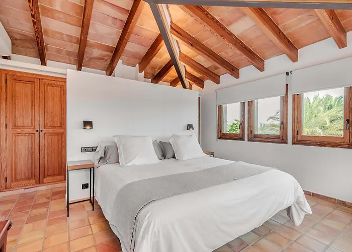 Cal Moliner By Sealand Landhaus Port de Pollença