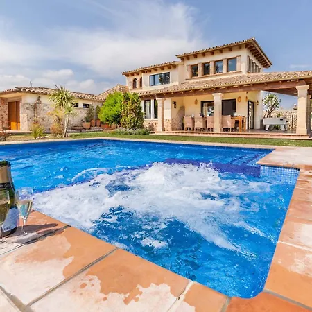 Casa de Campo Cal Moliner By Sealand Port de Pollença